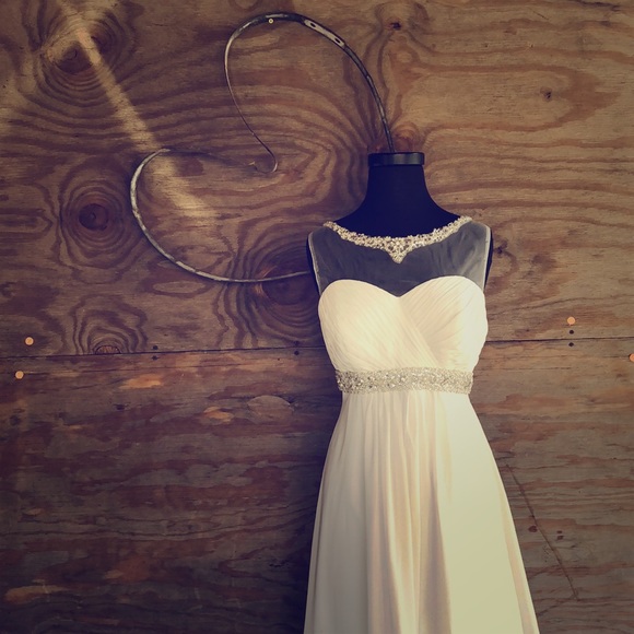 Moonlight Bridal Dresses & Skirts - 🆕 Moonlight gown style #T658